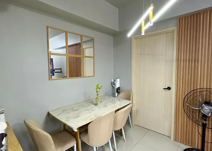 Apartment Comfy Cozy Staycation Manila